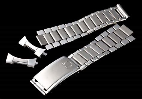 fake omega speedmaster bracelet|omega speedmaster bracelet reference.